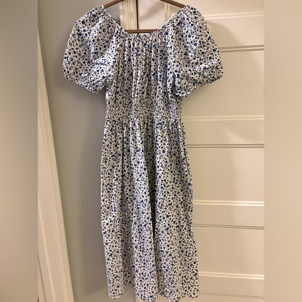 Uniqlo Floral Puff Sleeve Dress